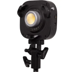Amaran Halo 100x montado em suporte