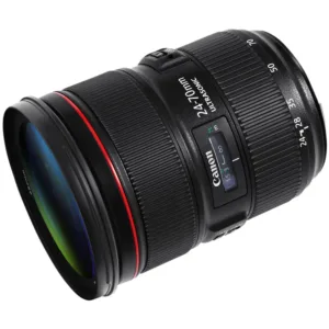Canon EF 24-70mm f/2.8L II USM em vista diagonal