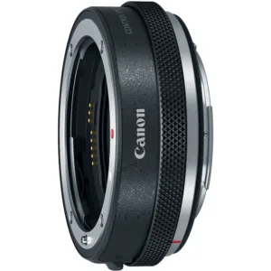 Canon EF-EOS R com Control Ring em vista frontal lateral