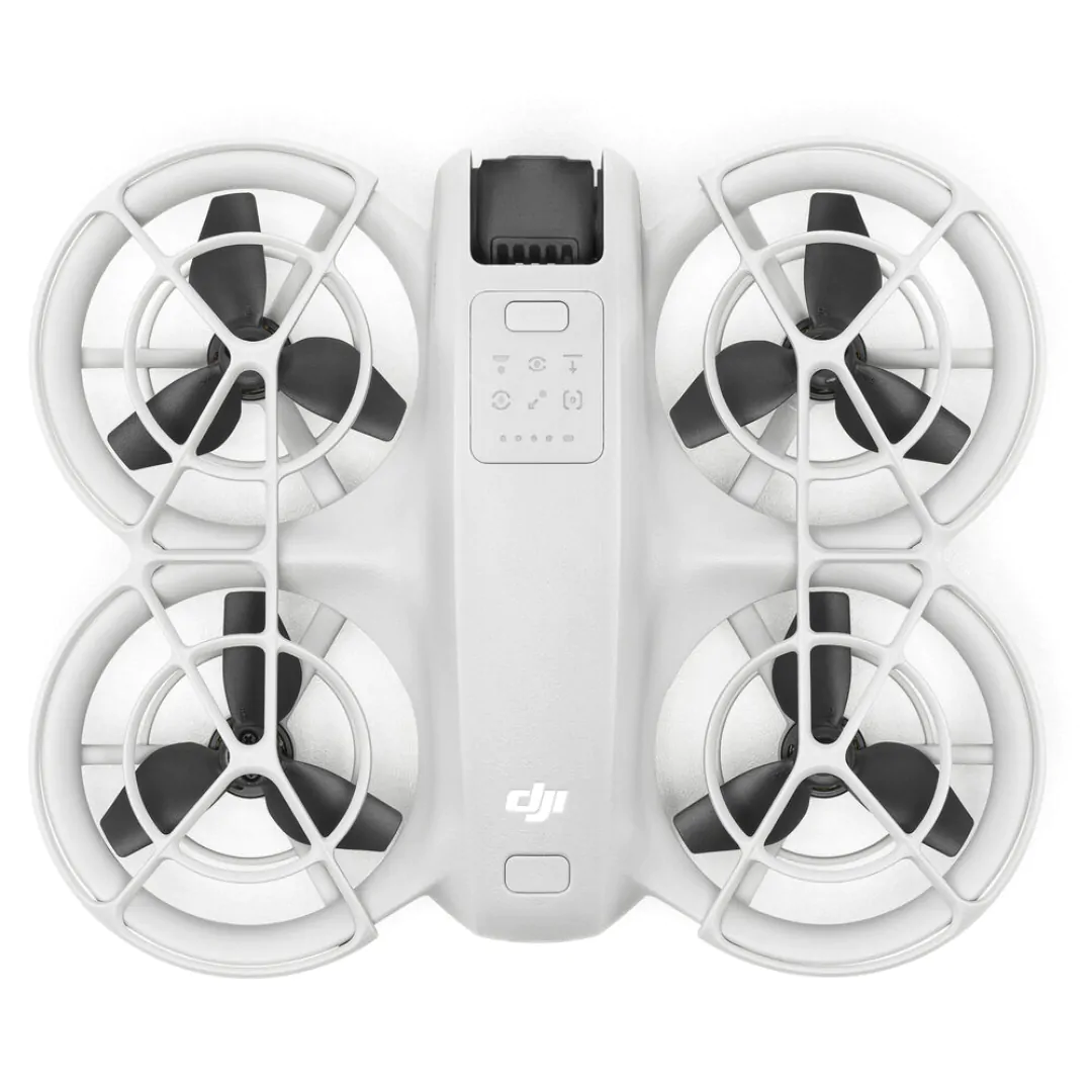 Drone DJI Neo Padrão sem Controle Remoto — vista superior DJI Neo em vista superior com hélices