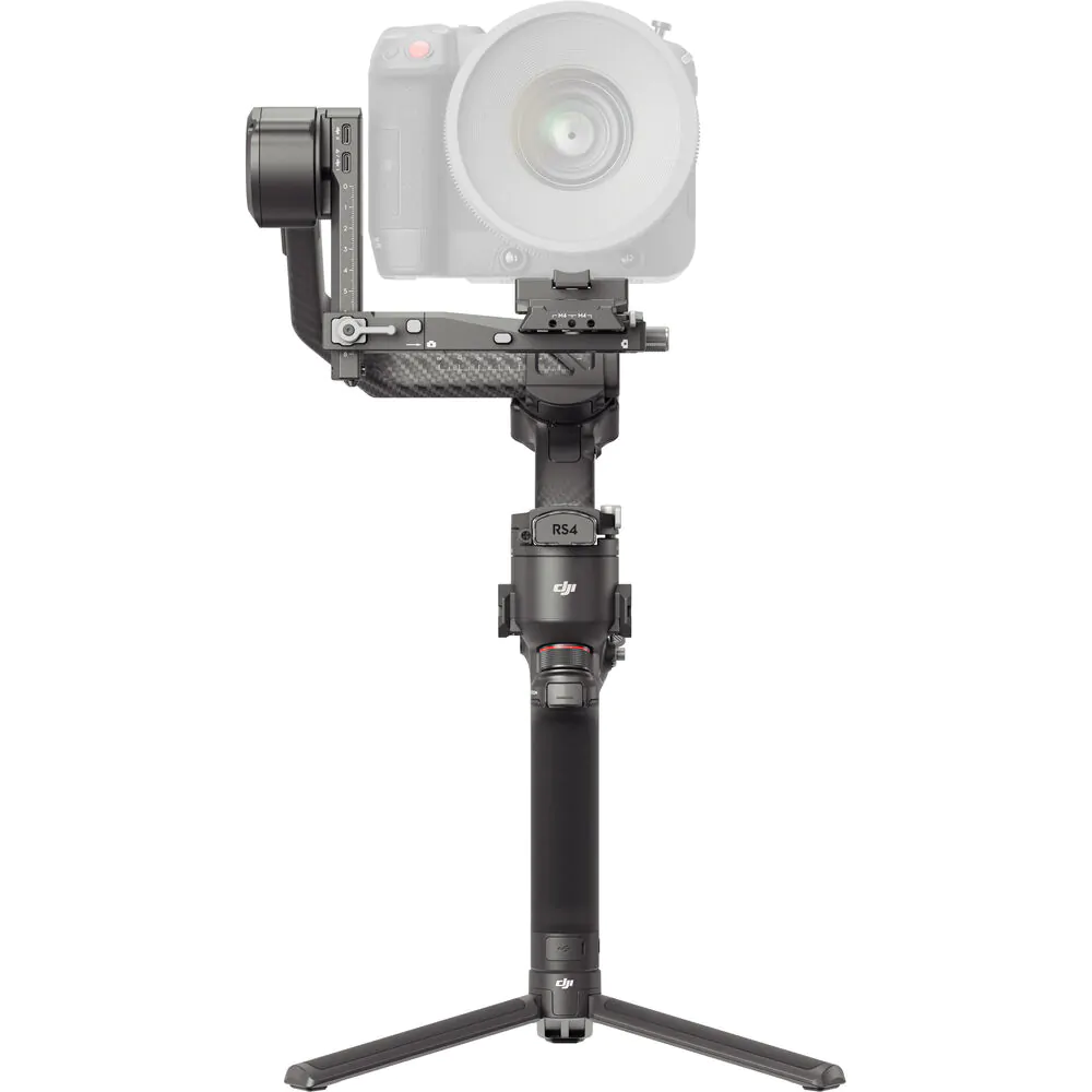 Estabilizador DJI RS 4 Pro Combo — vista frontal DJI RS 4 Pro em vista frontal