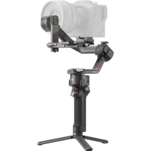DJI RS 4 Pro em perfil traseiro