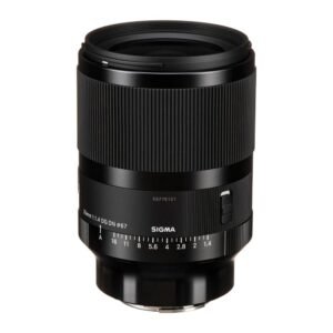 Sigma 35mm f/1.4 DG DN Art em vista frontal elevada