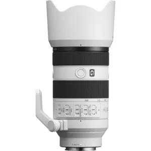 Sony FE 70–200mm f/4 Macro G OSS II com para-sol