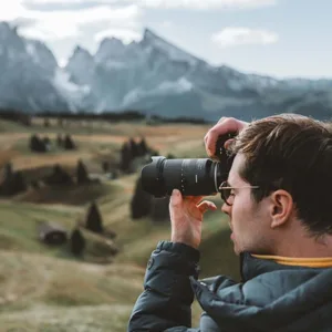 Tamron 17-70mm em uso ao ar livre